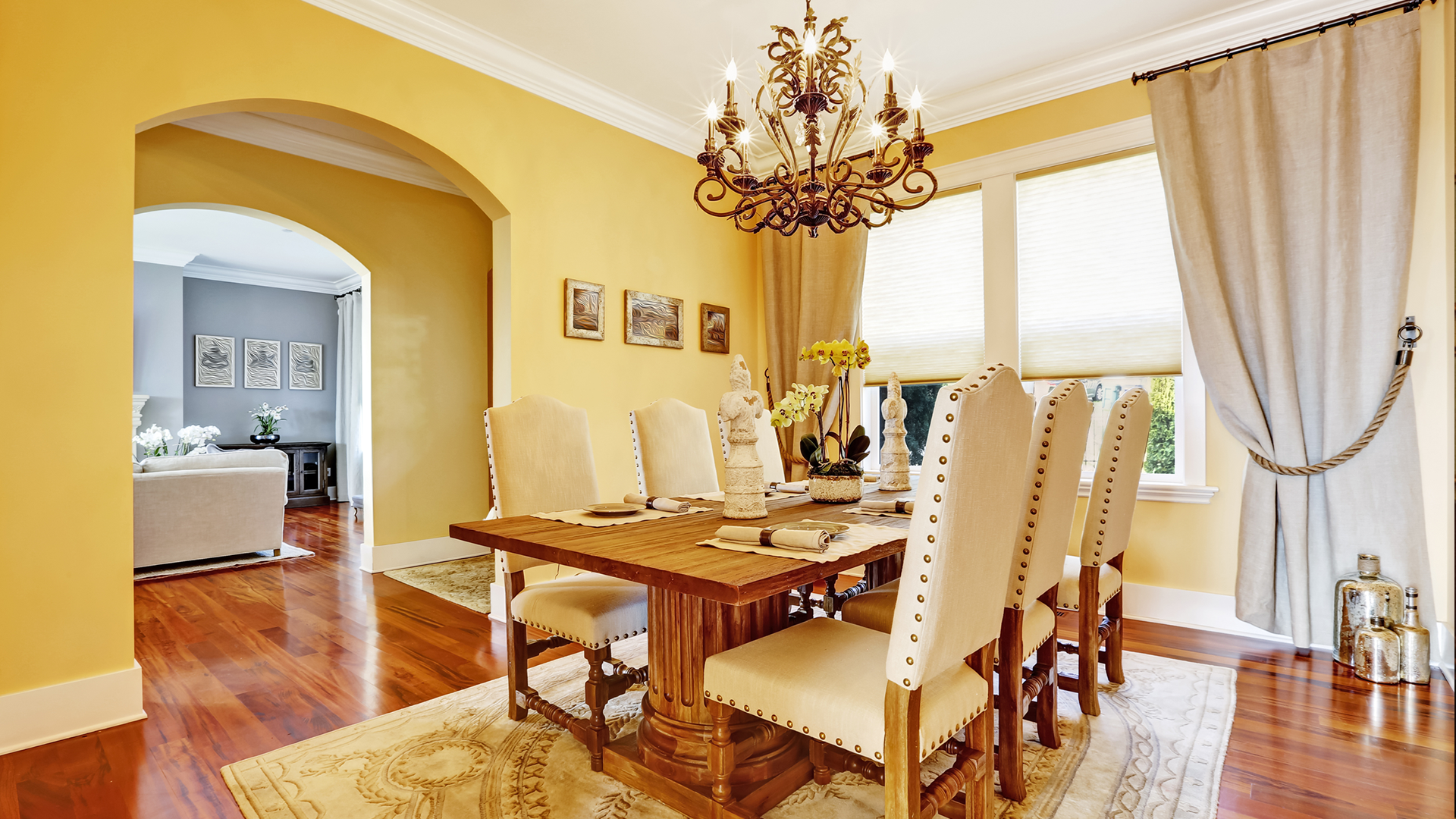 INVITING CASUAL DINING
