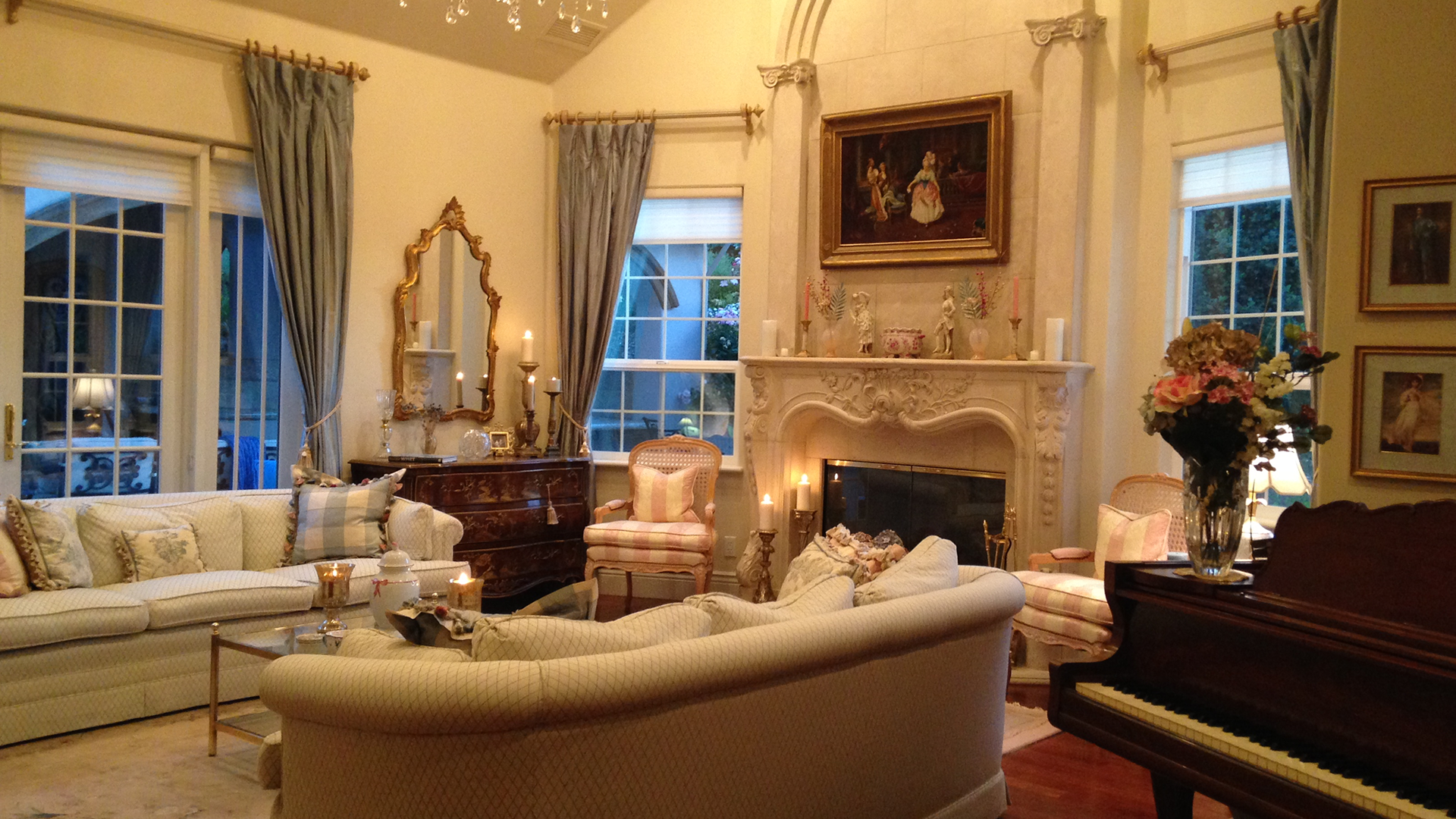CANDLELIGHT CHATEAU