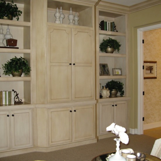 Glazed cabinetry can add depth