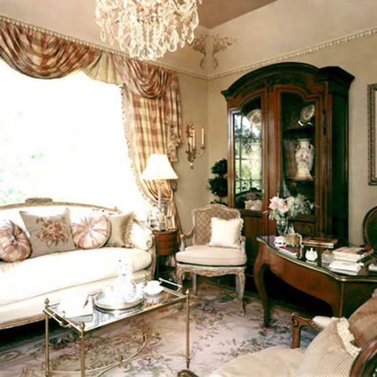 splendidantiquesforafrenchchateau_featured